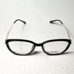 إطار نسائي عملي ✨