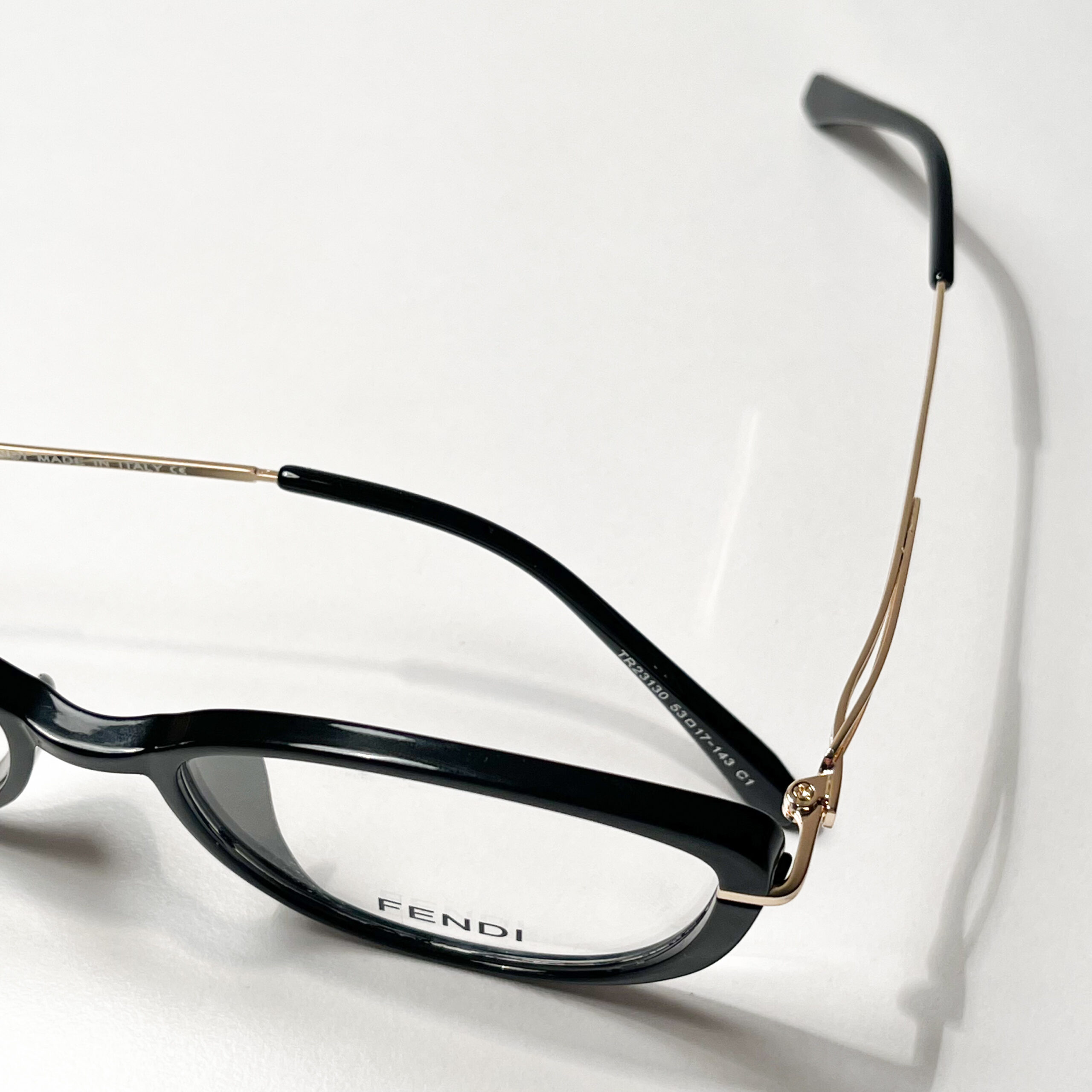 إطار نسائي عملي ✨ - الصورة 3