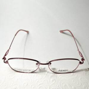 إطار تيتانيوم صغير ومريح