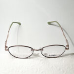 ⁦إطار تيتانيوم صغير ومريح⁩ - الصورة ⁦4⁩