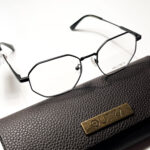 ⁦نظارة Clip-on من Outika⁩ - الصورة ⁦3⁩