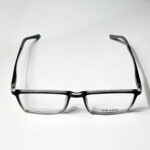 نظارة بلون مميز