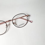 ⁦نظارة دائرية باللون الوردي⁩ - الصورة ⁦2⁩